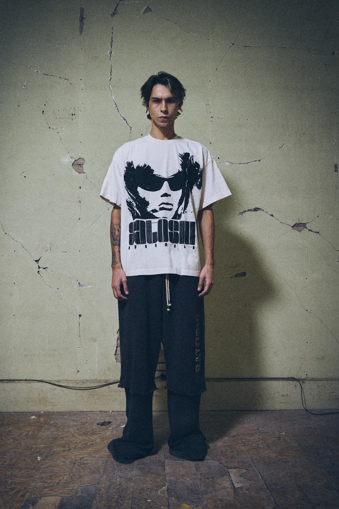 LOOK7_858.webp Satoshi Nakamoto Sunglass Girl Tee